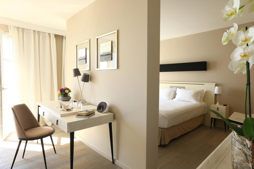Le Pinarello Hotell Sainte-Lucie de Porto-Vecchio Exteriör bild