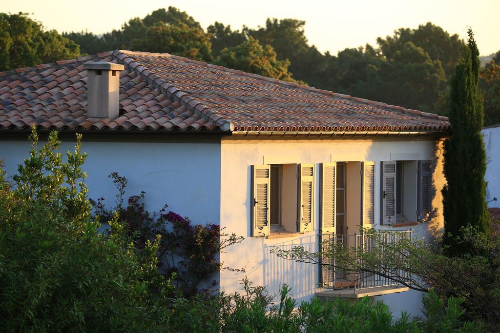 Le Pinarello Hotell Sainte-Lucie de Porto-Vecchio Exteriör bild