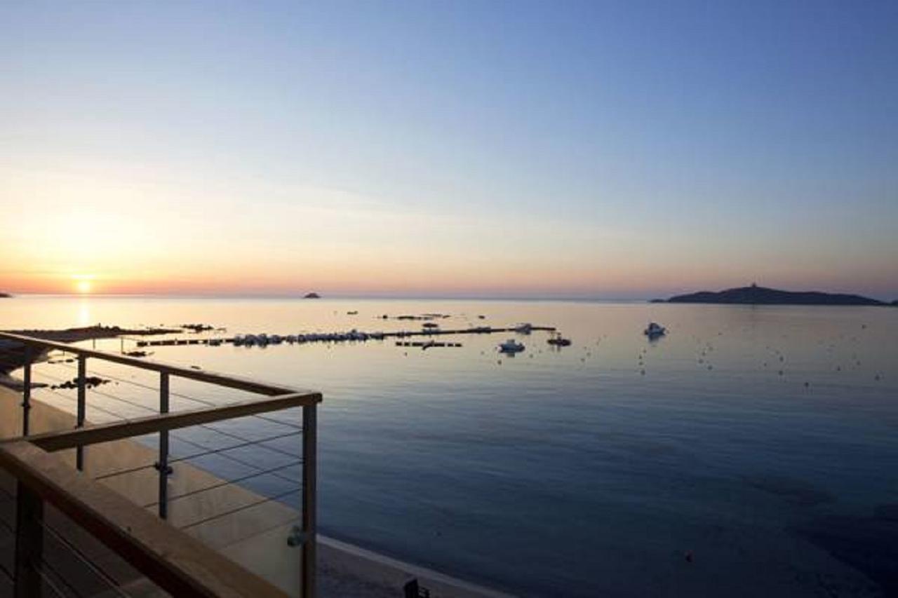 Le Pinarello Hotell Sainte-Lucie de Porto-Vecchio Exteriör bild