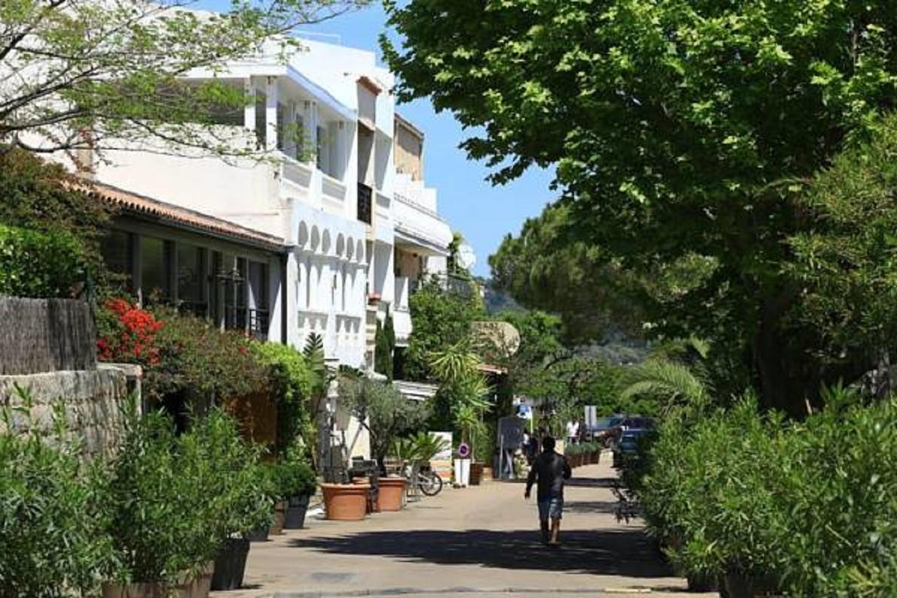 Le Pinarello Hotell Sainte-Lucie de Porto-Vecchio Exteriör bild